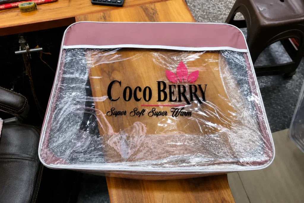 Coco Berry Blanket Bag